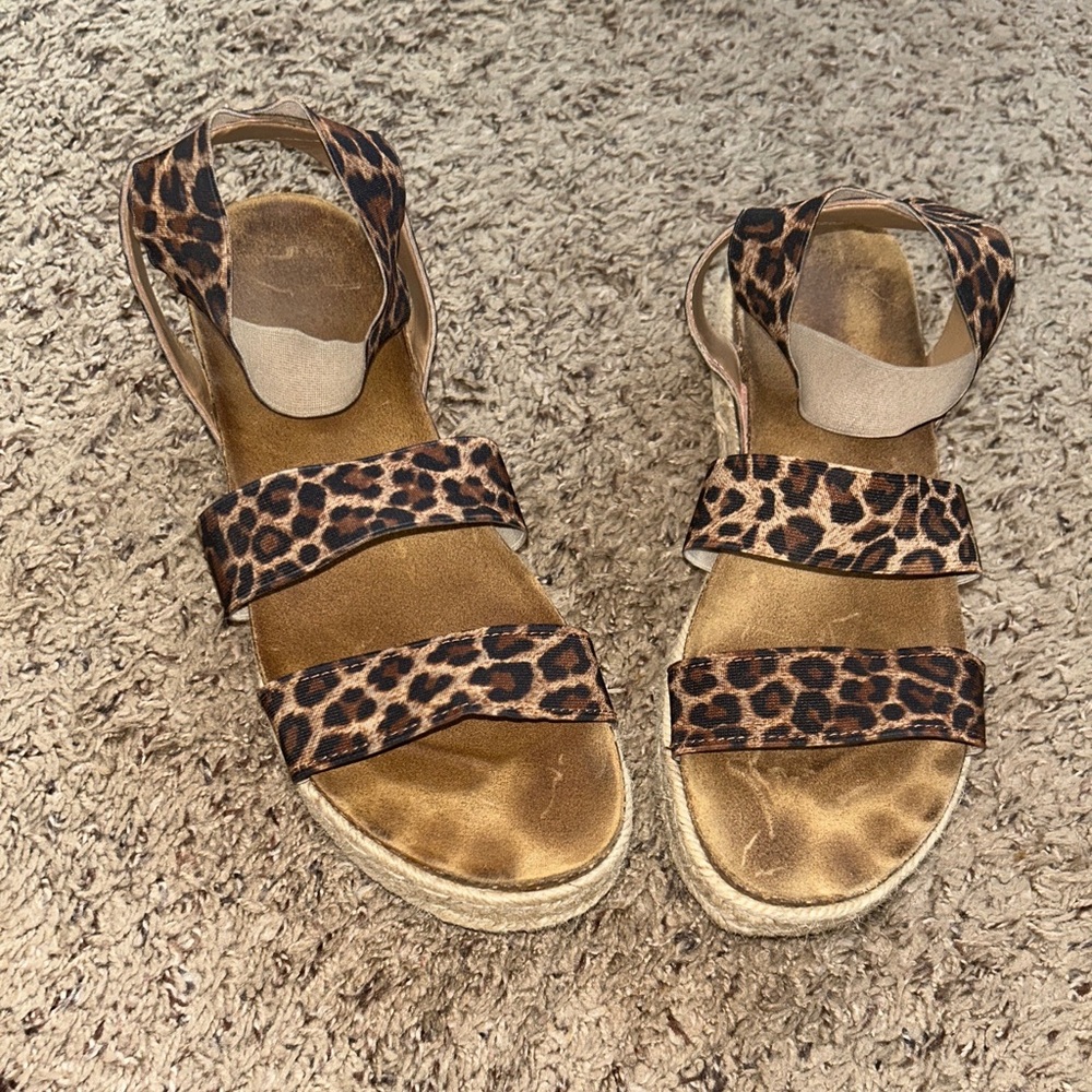 Steve Madden Kimmie Leopard Straps Platform Sandals Espadrille Size 11 Wmns